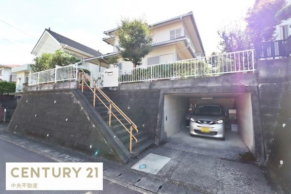 ＼庭付きの４LDK／三島市富士見台