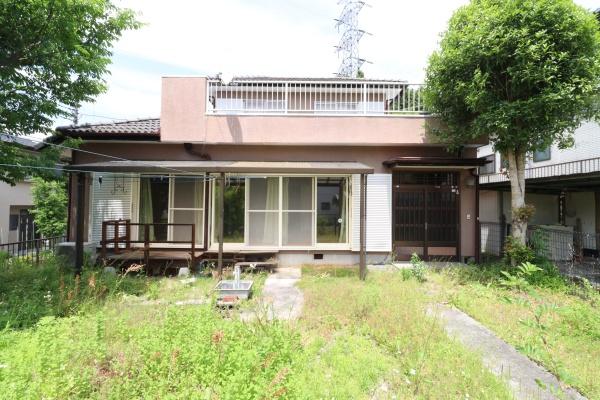 広々とした２Ｆバルコニーと庭が魅力の５部屋２階建て