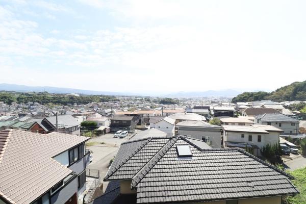 三島市富士見台の中古一戸建て