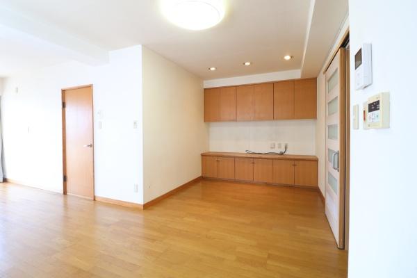 富士市元町　マンション元町　カド部屋