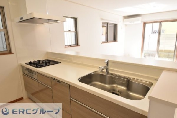 尼崎市東難波町4丁目戸建