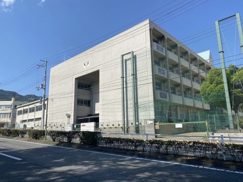 神戸市灘区楠丘町2丁目の中古一戸建て(鷹匠中学校)