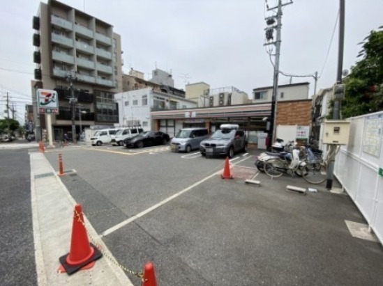 ファミール六甲(セブン-イレブン神戸篠原南町4丁目店)