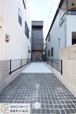 篠原南町4丁目　新築戸建