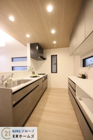 篠原南町4丁目　新築戸建