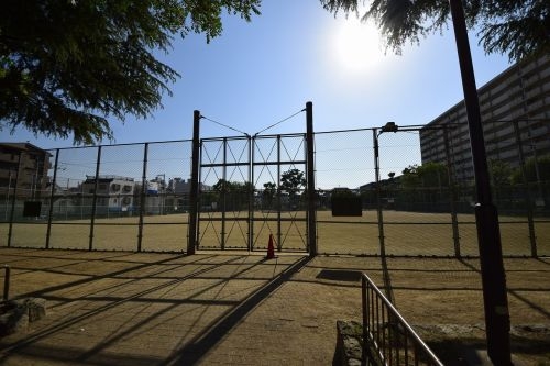 神戸市灘区楠丘町4丁目の土地(寿公園)