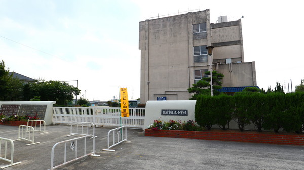 高浜市二池町2丁目の中古一戸建て(高浜市立港小学校)