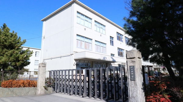 ライオンズステージ刈谷(刈谷市立刈谷南中学校)