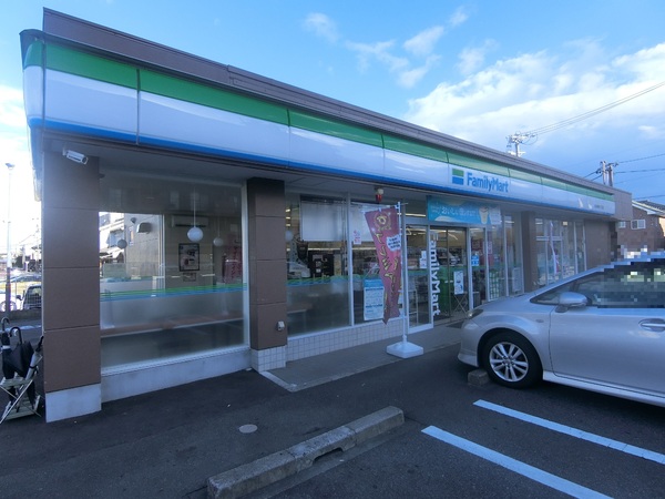刈谷市原崎町 1号棟(ファミリーマート刈谷原崎町七丁目店)