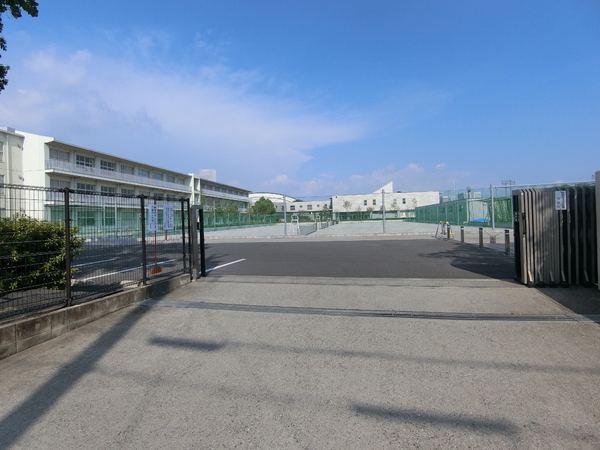 刈谷市小山町 2号棟(刈谷東中学校)