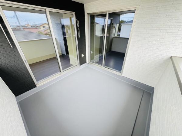 高浜市向山町5丁目　第6　1号棟