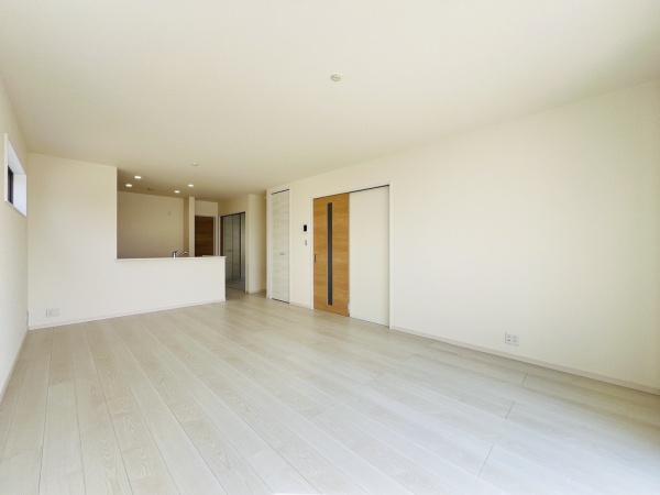 碧南第59三宅町　4号棟