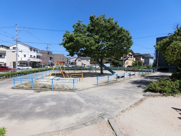 刈谷市末広町１丁目の土地(二本木公園)