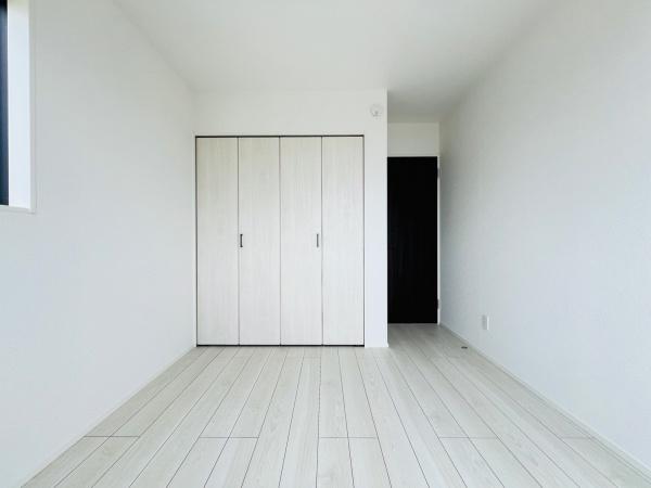 碧南市六軒町　2号棟