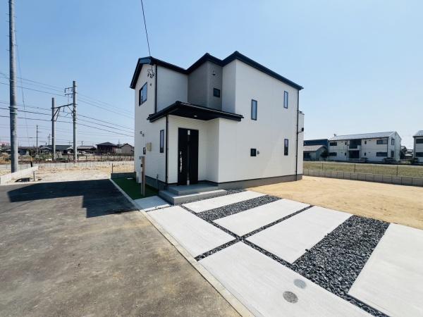 碧南市六軒町　2号棟