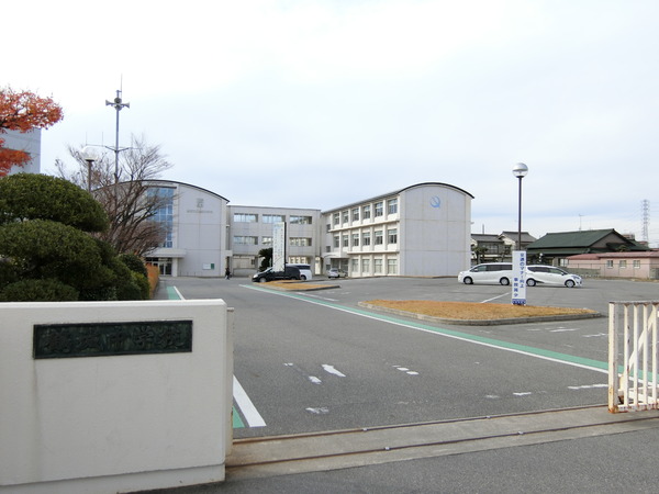 米津町里Ⅱ期B棟(西尾市立鶴城中学校)