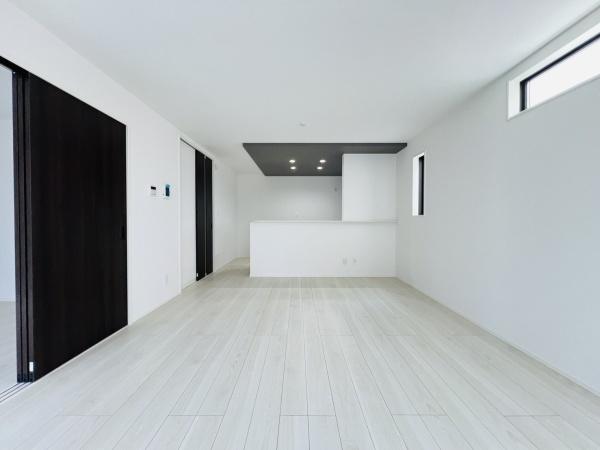 碧南市大浜上町3棟　1号棟