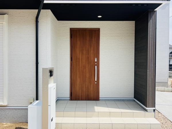 碧南市錦町4丁目24-1期　2号棟