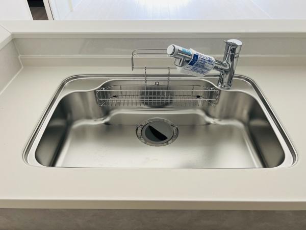 碧南市錦町4丁目24-1期　2号棟