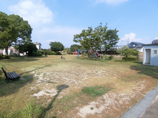 高浜市八幡町 第7 2号棟(前川公園)