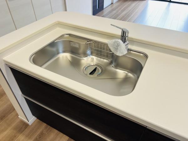 碧南市住吉町２期　1号棟