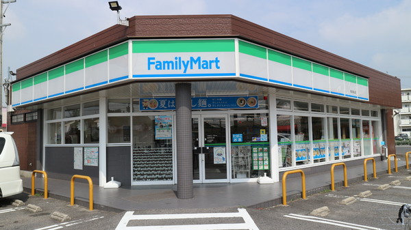 高浜市湯山町3期 1号棟(ファミリーマート高浜湯山店)