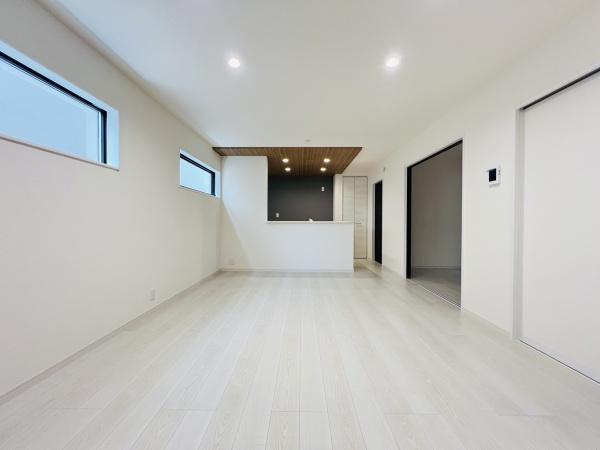 碧南市沢渡町　4号棟