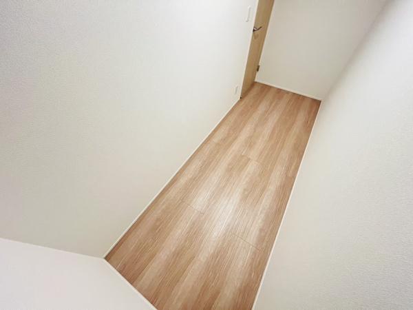 碧南市六軒町2期 1号棟(収納)