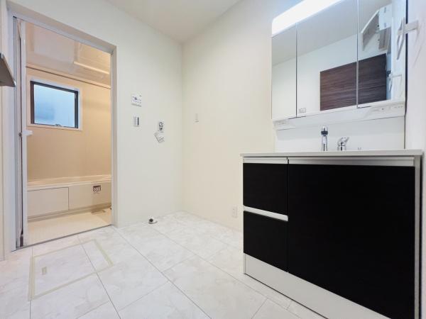 碧南市権現町　第2　1号棟