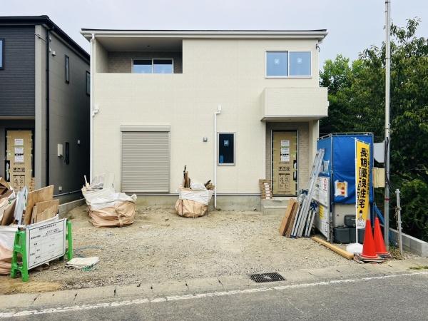 碧南市霞浦町2期　1号棟