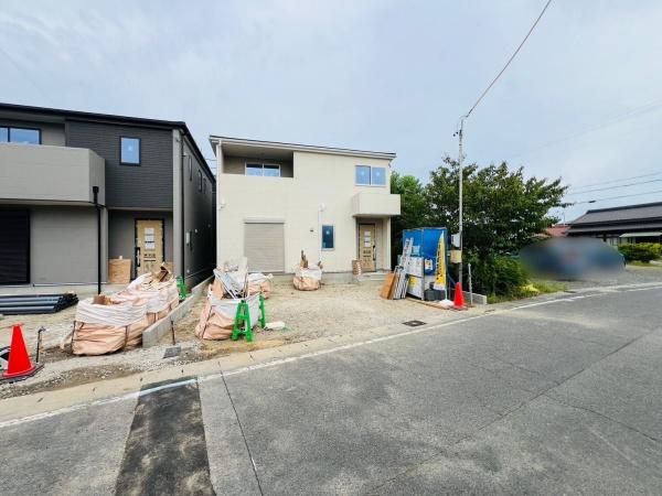 碧南市霞浦町2期　1号棟