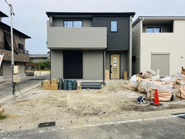 碧南市霞浦町2期　2号棟