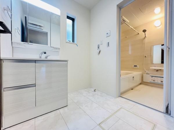 高浜市田戸町2丁目　3号棟