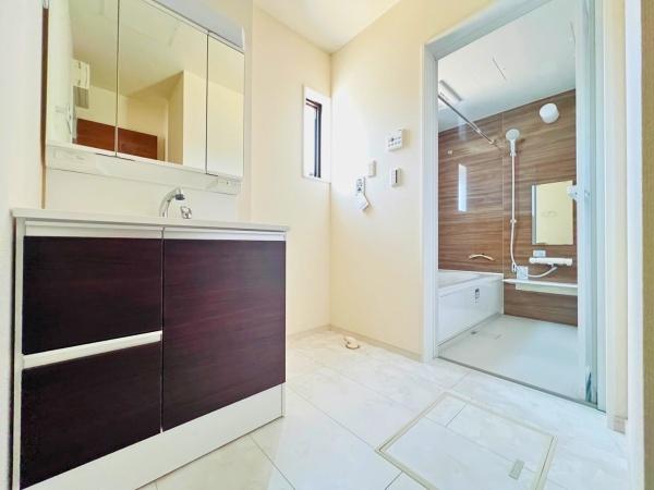 西尾市寺津町　1号棟