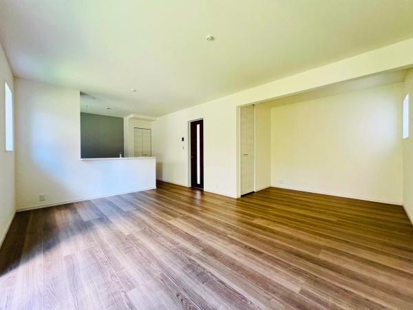 西尾市寺津町　1号棟