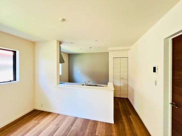 西尾市寺津町　1号棟