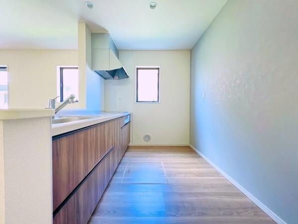 西尾市寺津町　1号棟