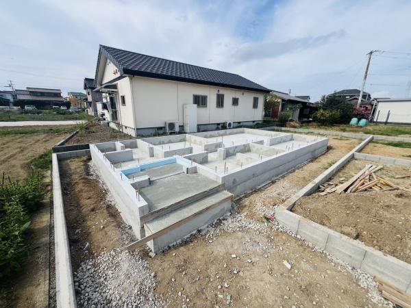 西尾市寺津町　第8　3号棟