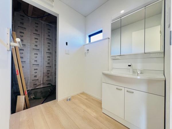 碧南市松江町第2　2号棟