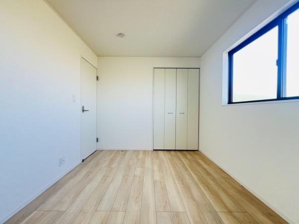 碧南市松江町第2　2号棟