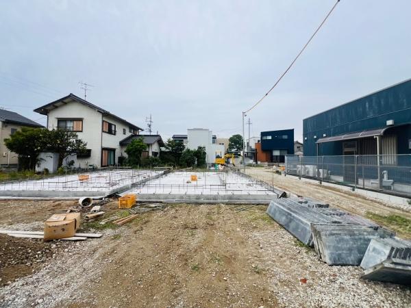 西尾市錦城町　２号棟