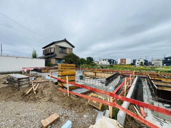 碧南市鴻島第8　１号棟