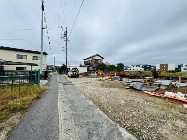 碧南市鴻島第8　１号棟