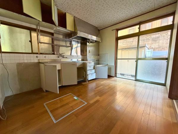 知多郡東浦町大字緒川金十根