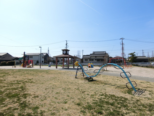 碧南市岬町　1号棟(権現北公園)