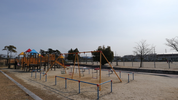 刈谷市小垣江町(小垣江公園)