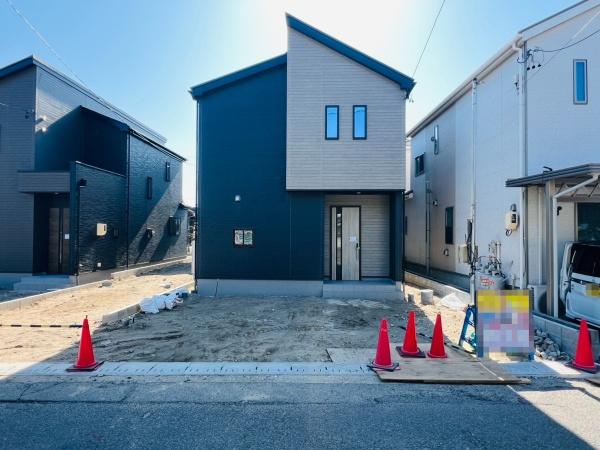 碧南市日進町２期　１号棟
