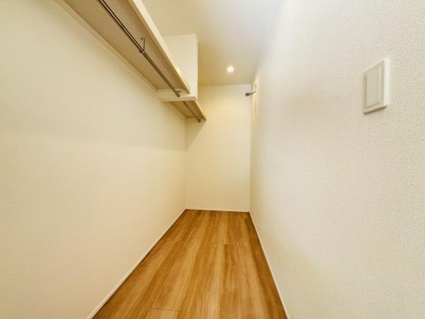 碧南市日進町２期　１号棟