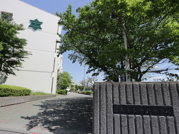 碧南第65尾城町　５号棟(碧南市立中央中学校)