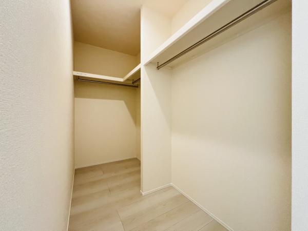 碧南第65尾城町　６号棟